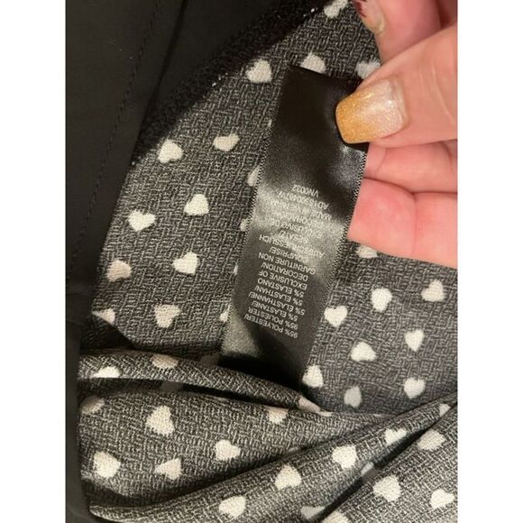 Adrianna Papell Women’s Black Flowy Tunic  Hearts  Sz 3X - Picture 10 of 10